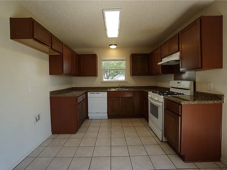 112 Creekside Dr — Photo 26