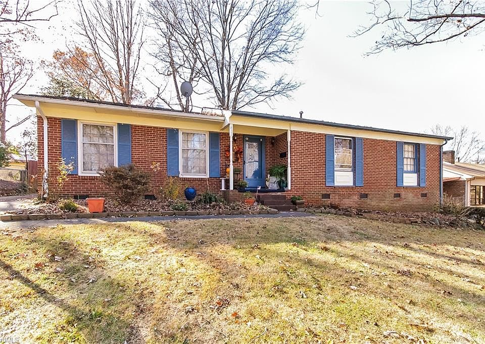 1st image of 631 Woodhaven Dr