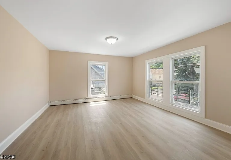 49 Caldwell Pl — Photo 18