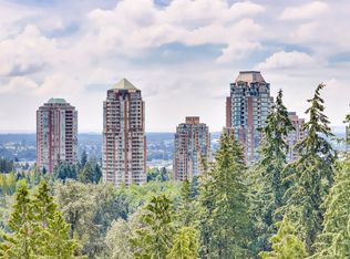 7388 Sandborne Ave #401, Burnaby, BC