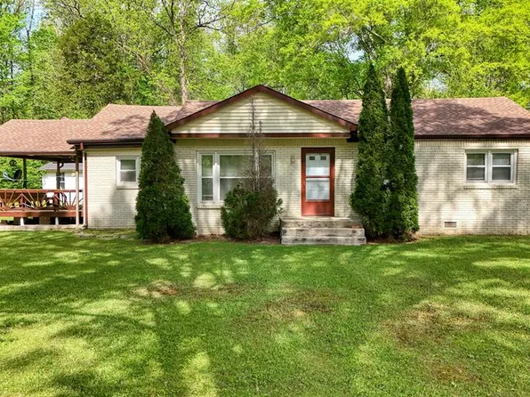 117 Turnpike Ave, Camden, TN 38320