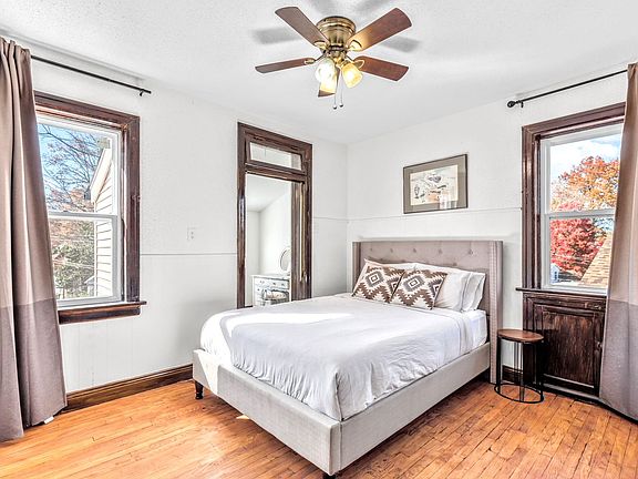 5th image of 3980 Bowen St