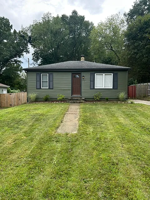 2 bed, 1057 sqft, $1,900 — Photo 1