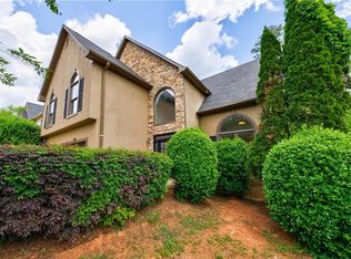 1523 Fallen Leaf Dr SW, Marietta, GA 30064