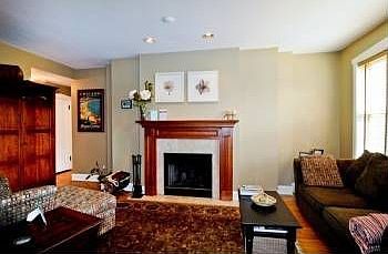 1st image of 2028 N Burling St APT 309