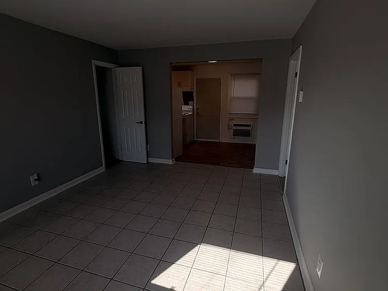 4020 Conway Ave — Photo 3