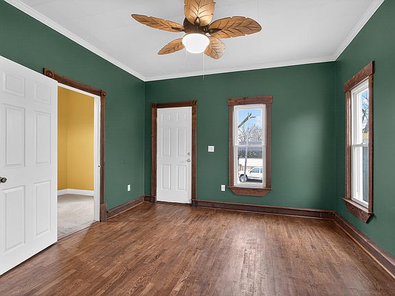 5th image of 2636 Hickory St