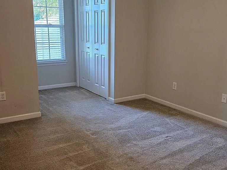 122 Jasmine Cir — Photo 8