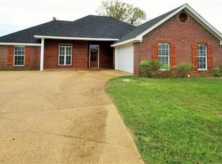 301 Alder Cv, Pearl, MS 39208