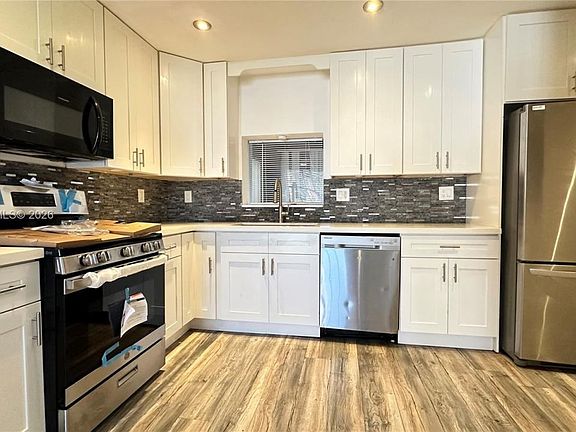 5th image of 8450 NW 26th St #8450