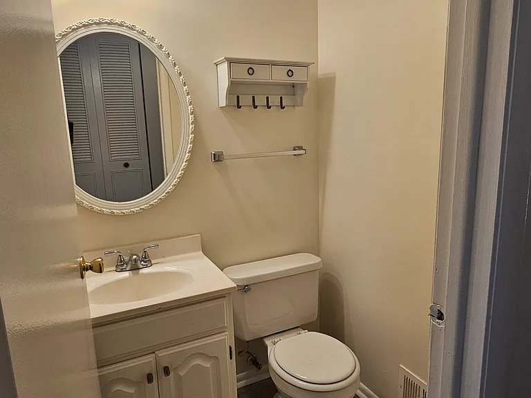 Half bath 1