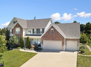 208 Spyglass Hill Dr, Grover, MO 63040