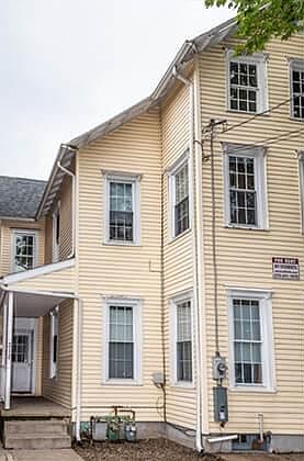 2nd image of 312 East St