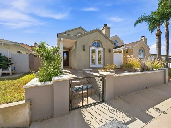 1209 Huntington St, Huntington Beach, CA 92648