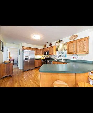 2nd image of 5 Mollusk Dr W
