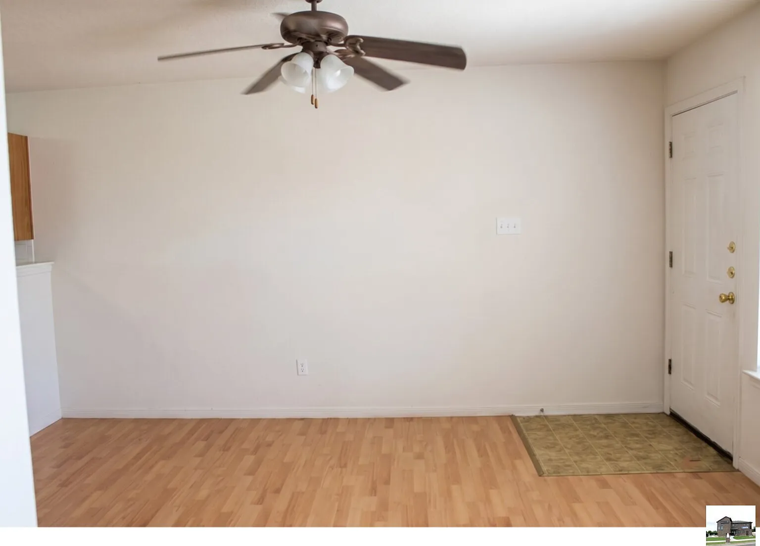 413 Brittney Way — Photo 2