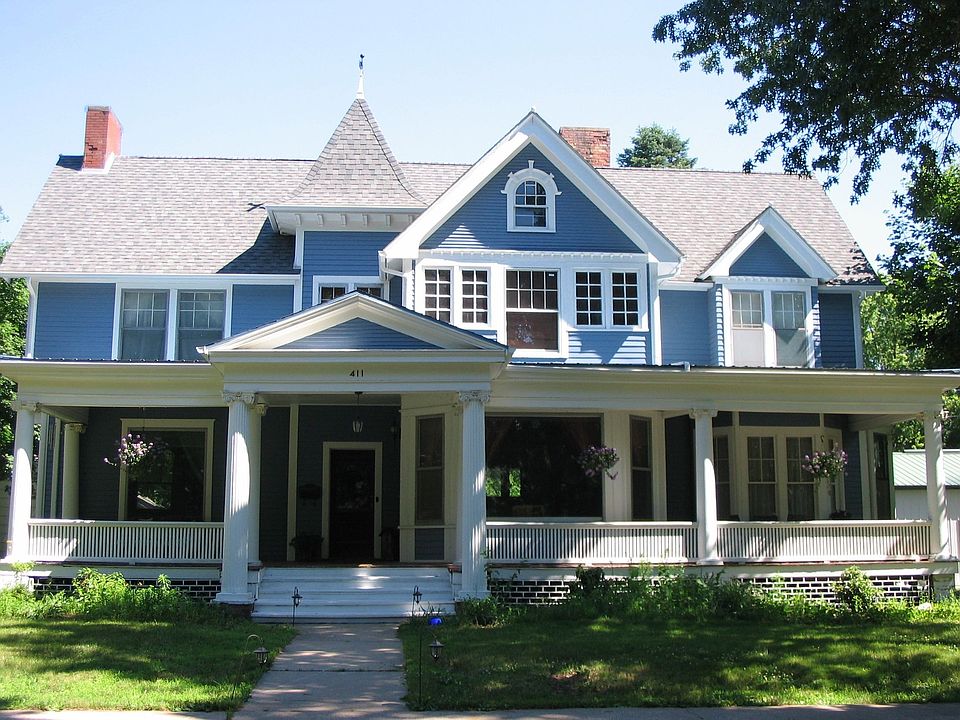 1885 Iowa Victorian