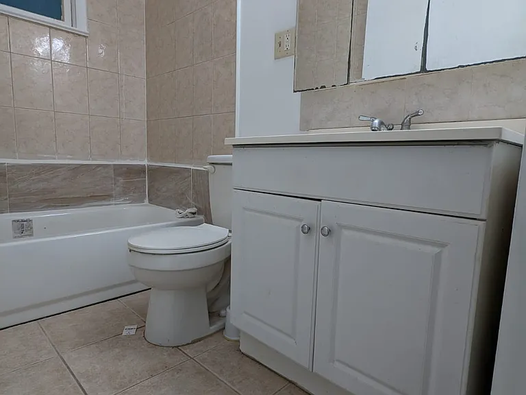 66 W 18th St #26E — Photo 10