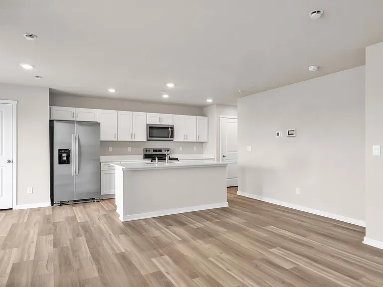 20573 Margo St — Photo 36
