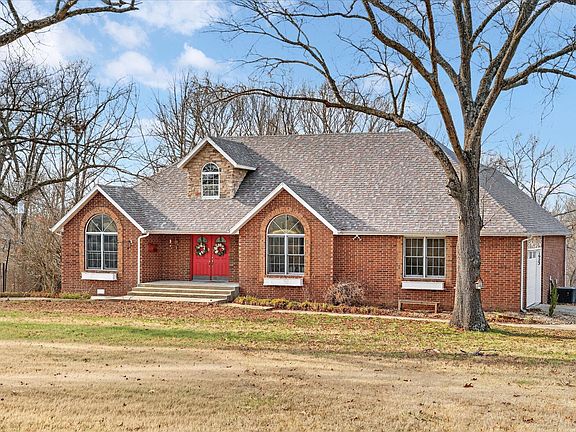 3rd image of 1923 W Ranch Road