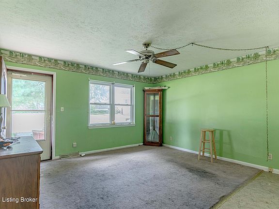 4th image of 1051 Dotland Cir
