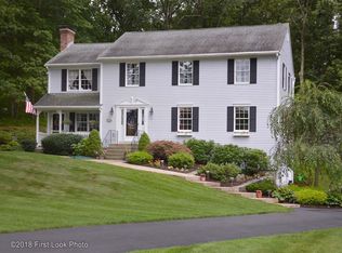17 Deerfield Dr, North Smithfield, RI 02896