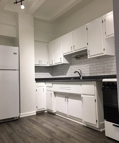 Oxford Gables Apartments — Photo 14