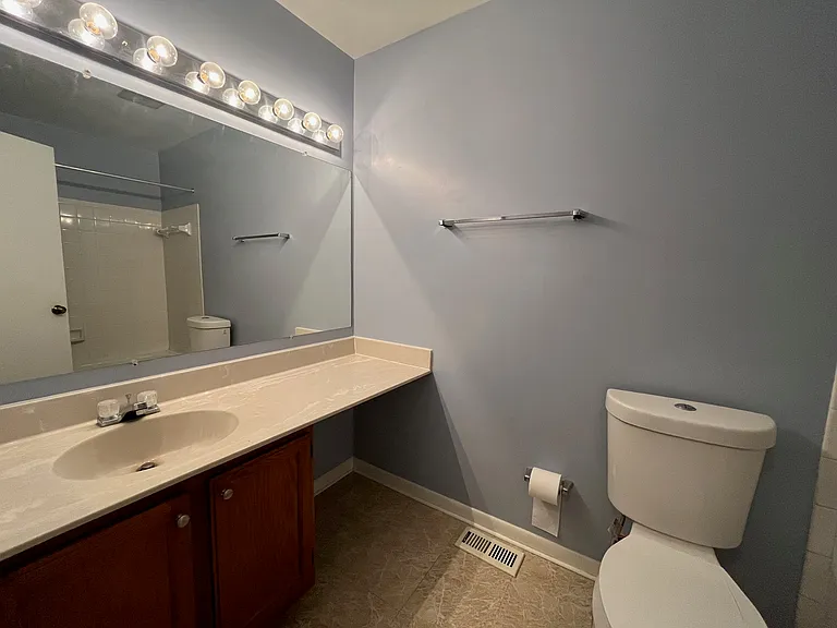 8 Appledowre Ct — Photo 9