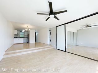 521 Hahaione St #27F, Honolulu, HI 96825