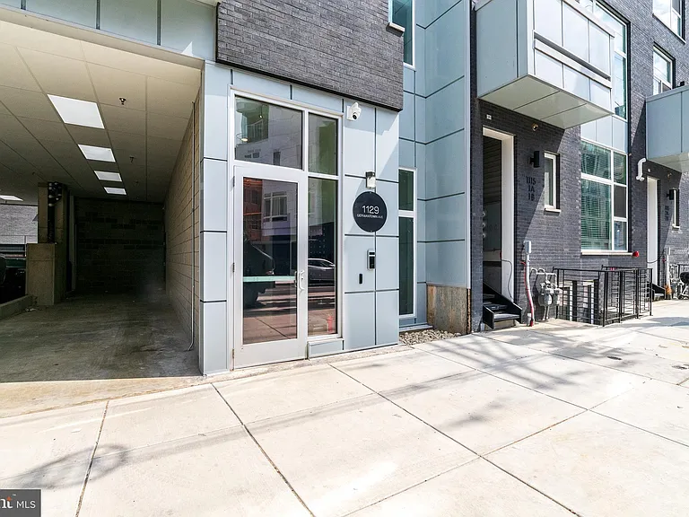 1129 Germantown Ave #4C — Photo 23