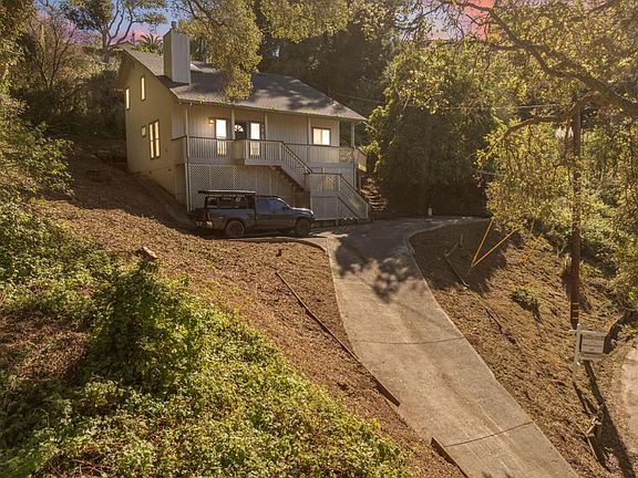 2nd image of 740 Loma Prieta Dr