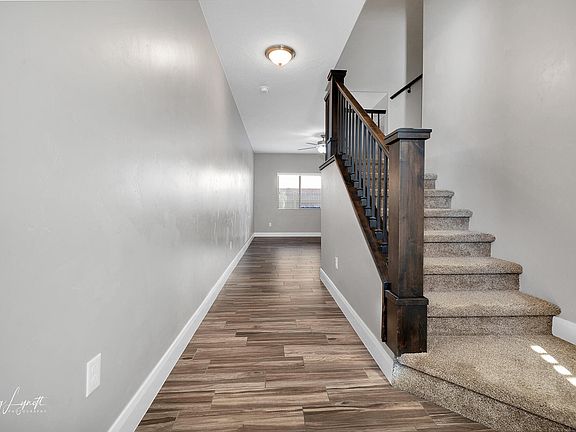 4th image of 2520 N Blackhawk Dr #84