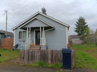 460 E 7th St, Coquille, OR 97423