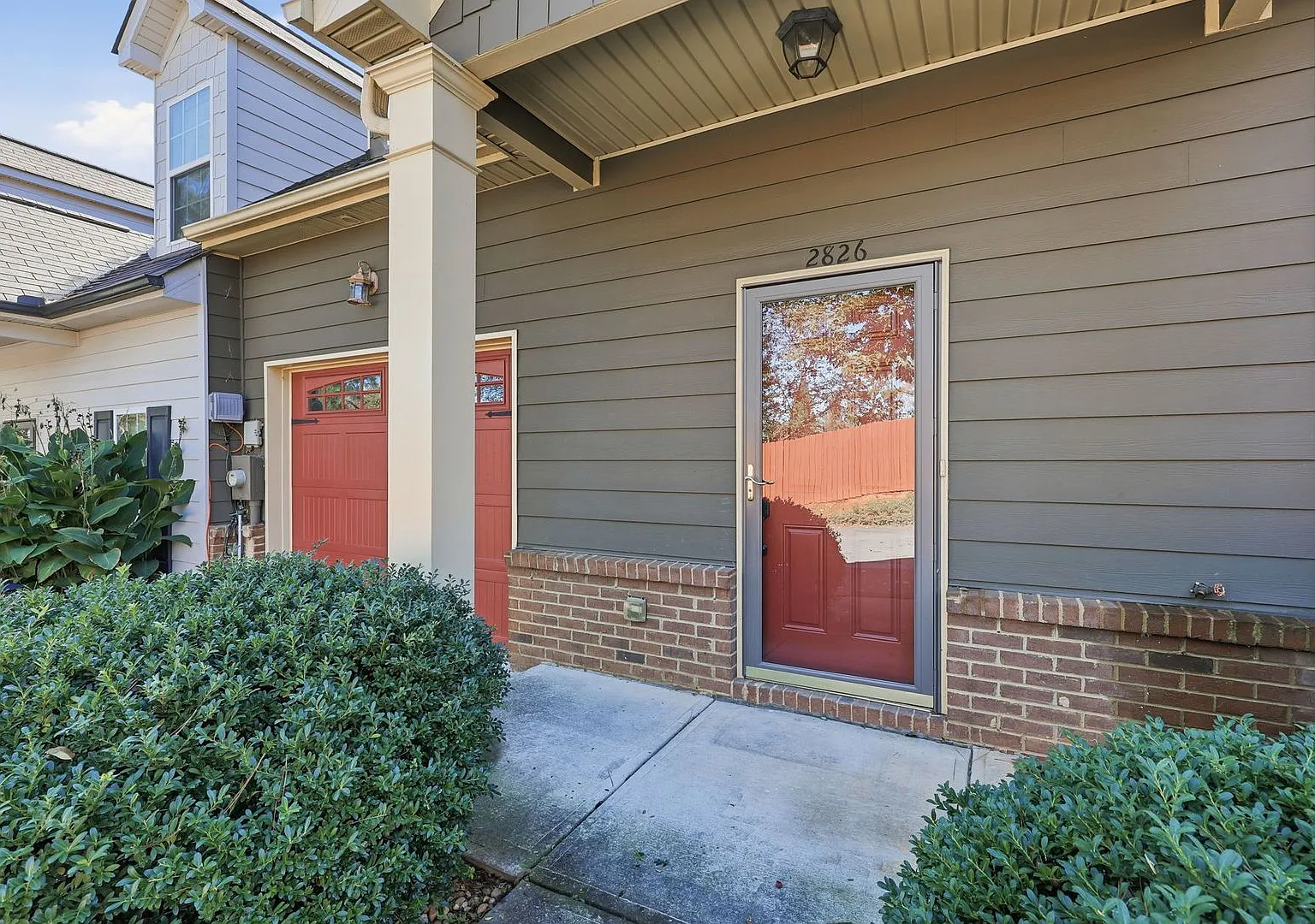2826 Fox Wood Lane — Photo 2