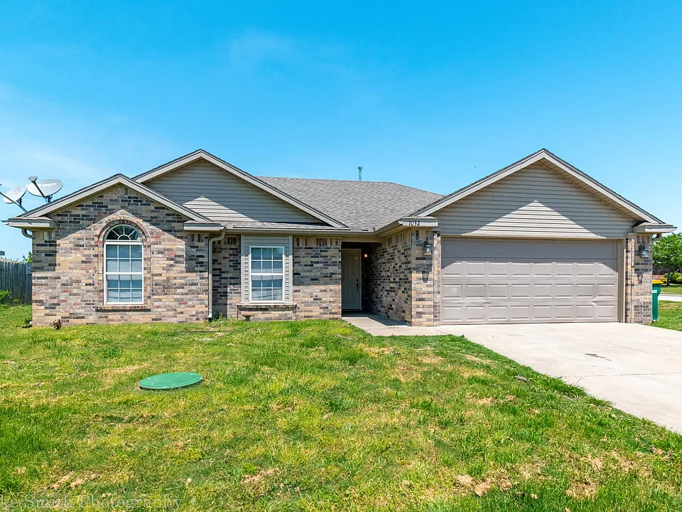1032 Morgan Haley Ln