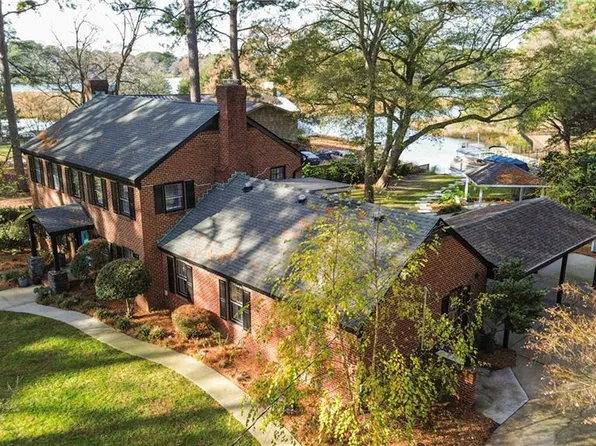 1312 Pamela Pl, Norfolk, VA 23509