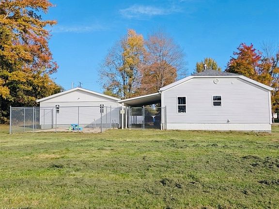 4th image of 3585 Jefferson Rd