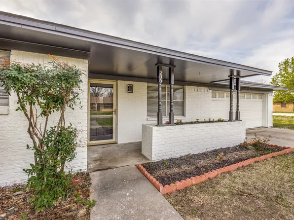 205 Norma Cir, Greenville, TX 75402