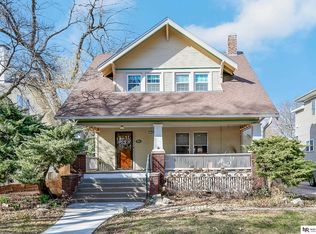 2042 Ryons St, Lincoln, NE 68502