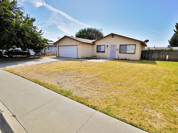 3rd image of 905 E Florinda Street