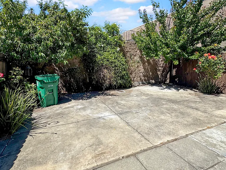 41 Bissell Way — Photo 10