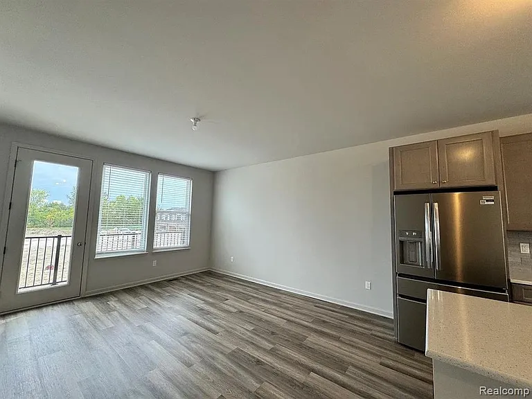 2151 Park Dr — Photo 19