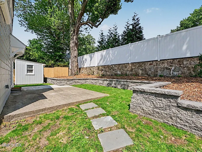25 Hoover Rd — Photo 29