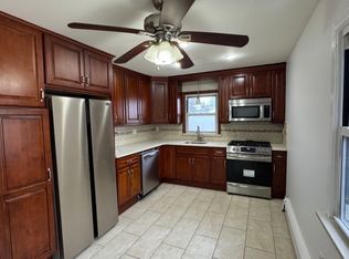 28 Boyd St, Lodi, NJ 07644