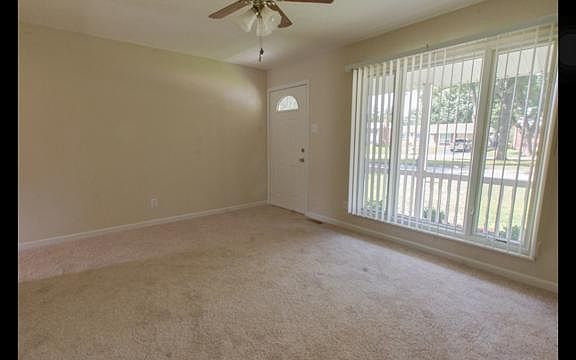 2nd image of 11824 Brookmont Dr