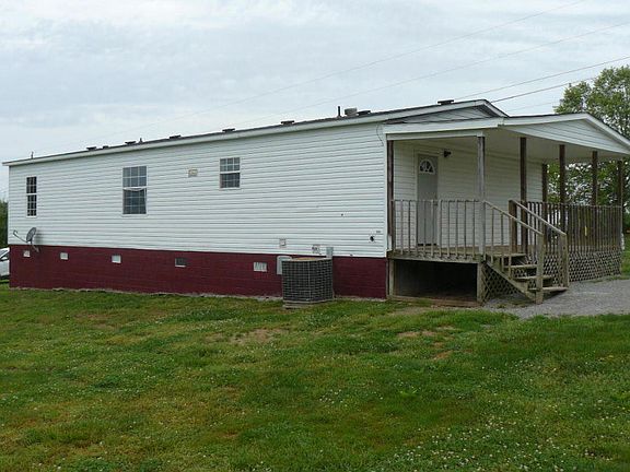 3rd image of 156 Jonathan Ln