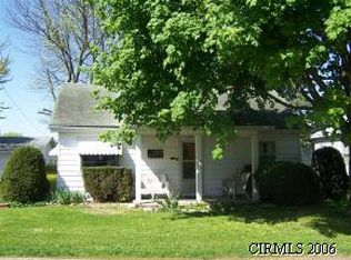 105 S Walnut St, Walton, IN 46994