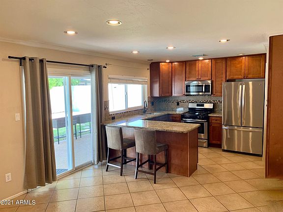 5th image of 1630 W Rockwood Dr