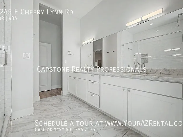 2245 E Cheery Lynn Rd — Photo 12