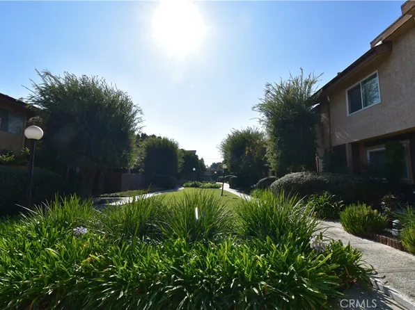 1335 W 139th St APT 233, Gardena, CA 90247